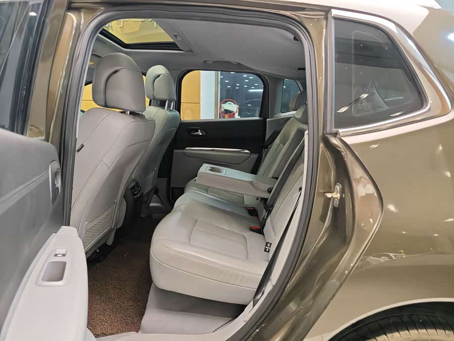 Peugeot 3008 2013 صورة سيارة #18