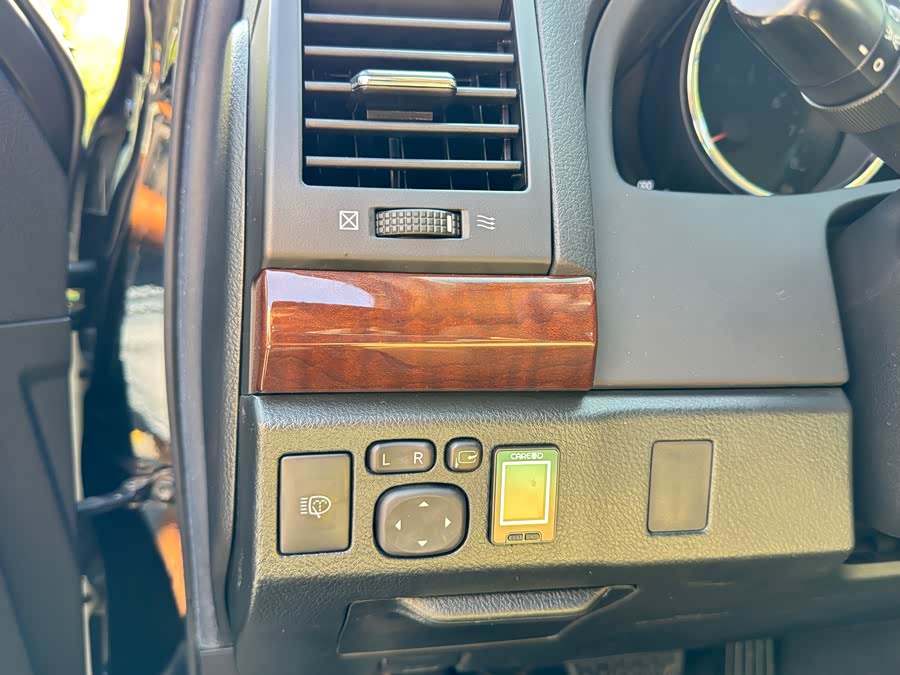 Toyota Reiz 2015 immagine di auto #18