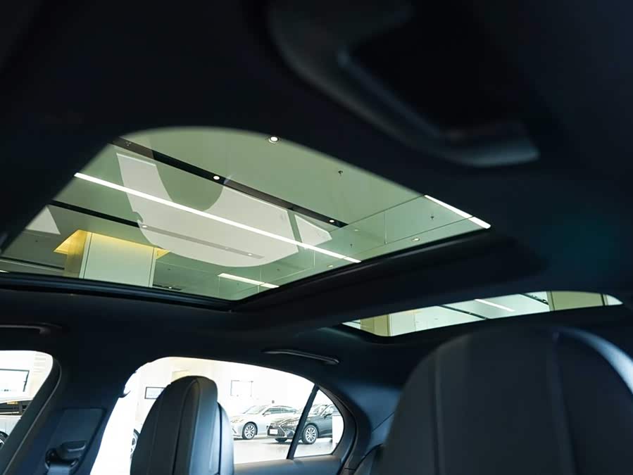 Mercedes-Benz C Class New Energy 2023 #18 Mercedes-Benz C Class New Energy 2023 immagine di auto #18