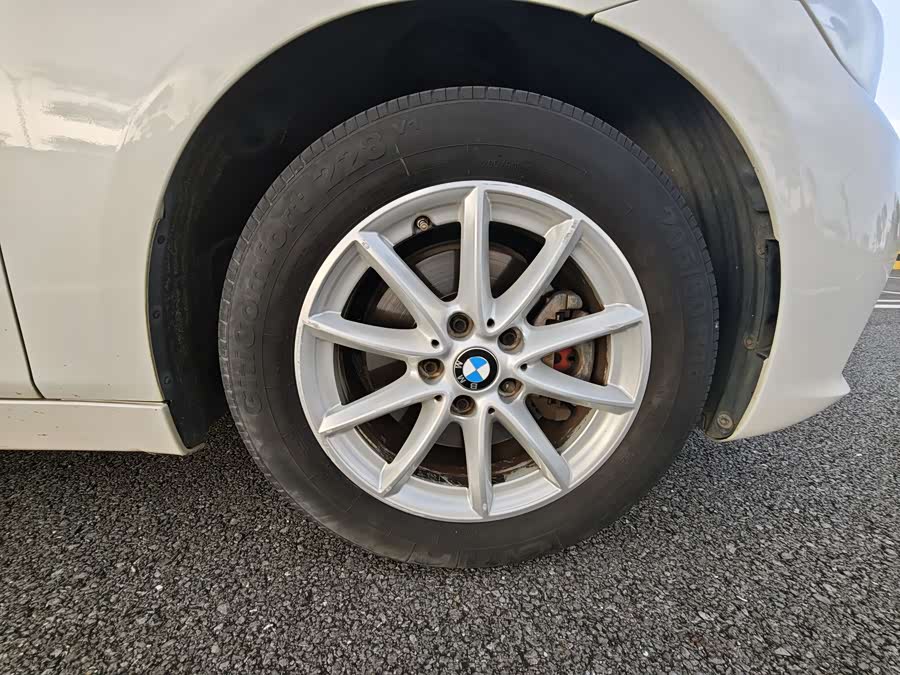 BMW 2 Series Tourer 2018 car image #18