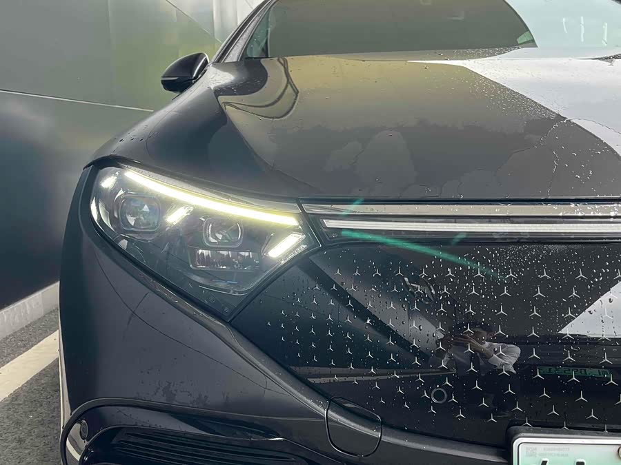 Mercedes-Benz EQS Class 2022 car image #18