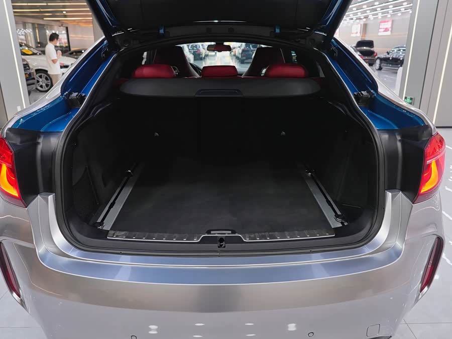 BMW X6 M 2017 #18 BMW X6 M 2017 car image #18