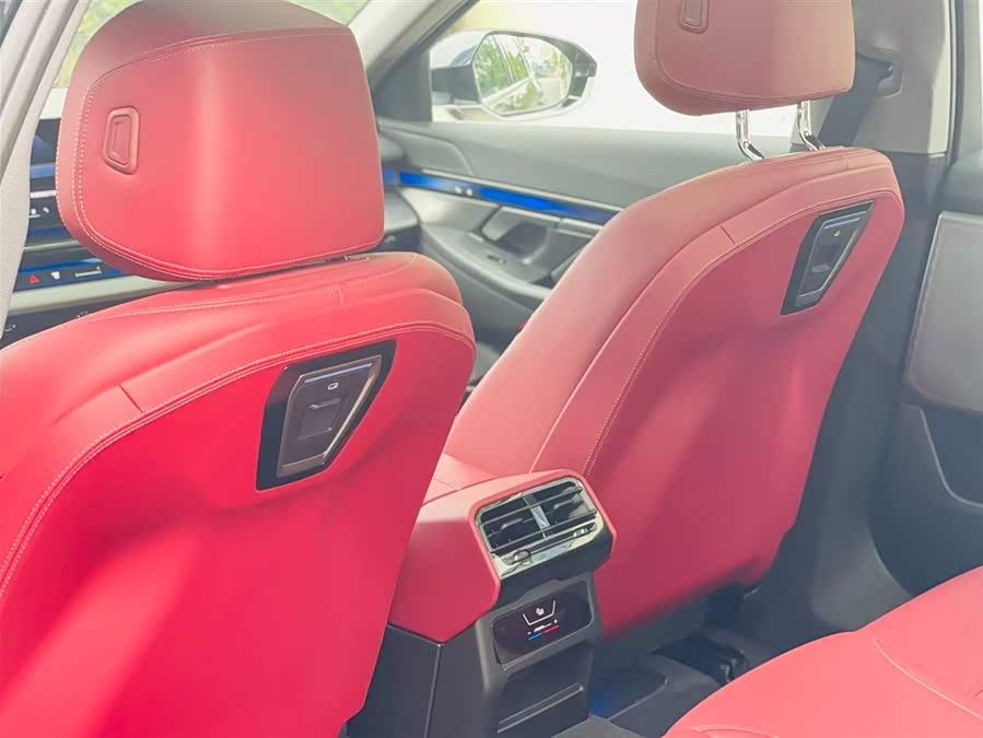 BMW i5 2024 immagine di auto #18