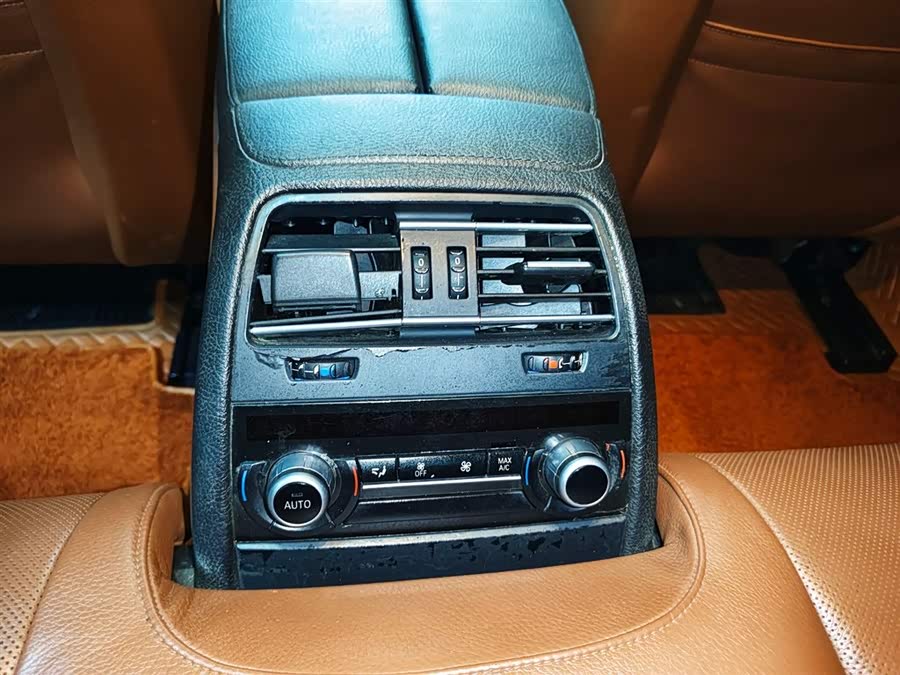 BMW 6 Series 2014 #18 BMW 6 Series 2014 car image #18