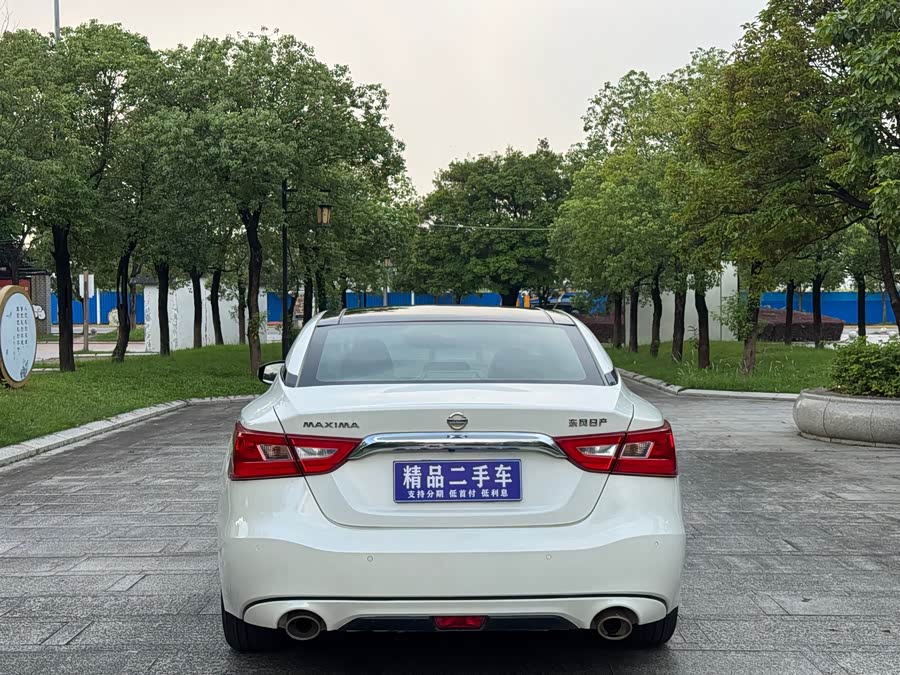 Nissan Maxima 2018 صورة سيارة #18