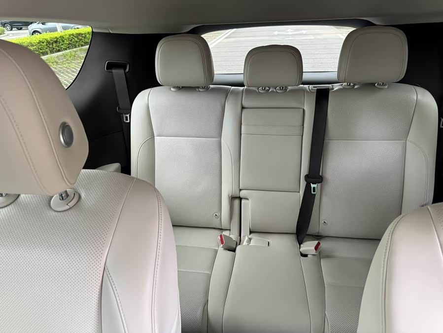 理想汽车 理想MEGA 2024 汽车图片 #18