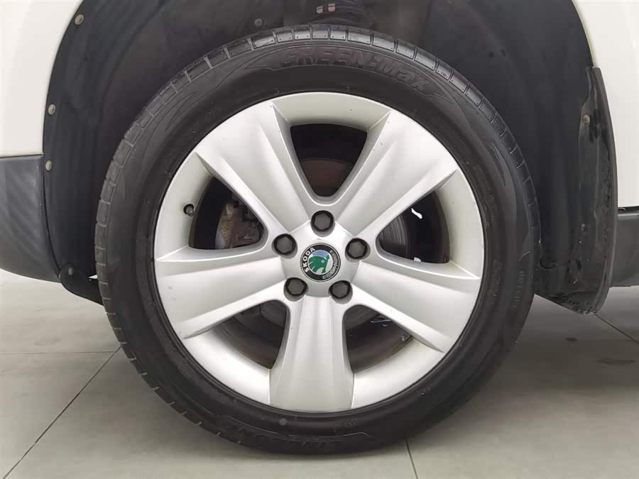 Skoda Yeti (Imported) 2014 car image #18