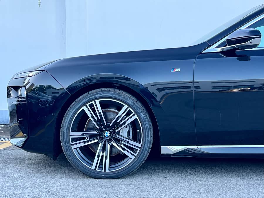 BMW 7 Series #18 BMW 7 Series car image #18