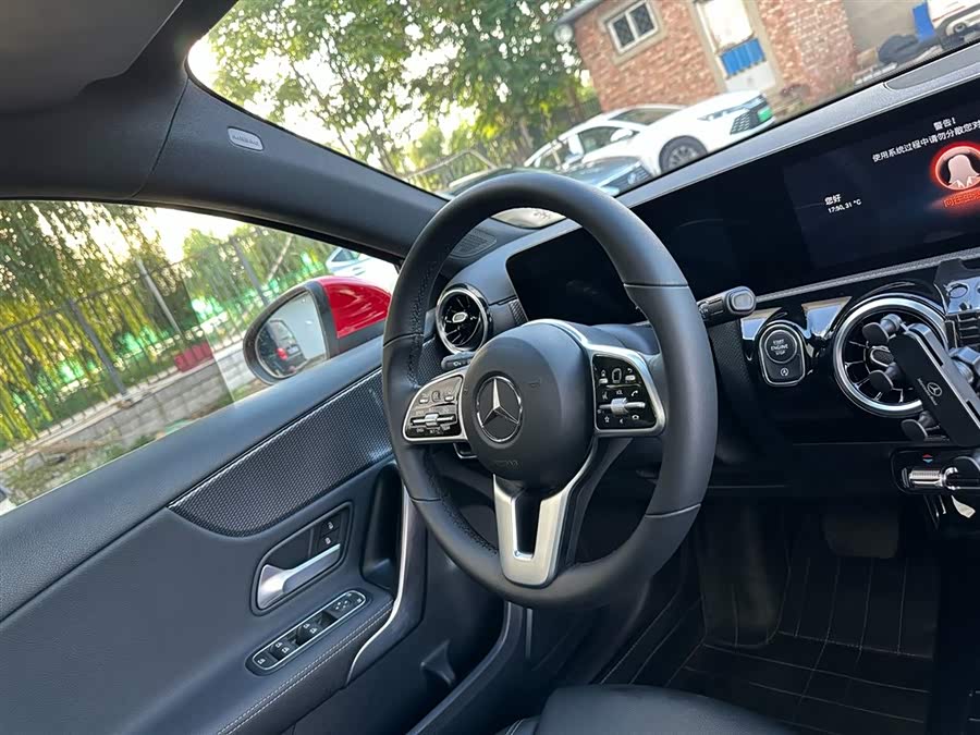 Mercedes-Benz A Class (Imported) 2020 #18 Mercedes-Benz A Class (Imported) 2020 car image #18