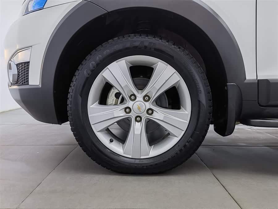 Chevrolet Captiva 2017 car image #18