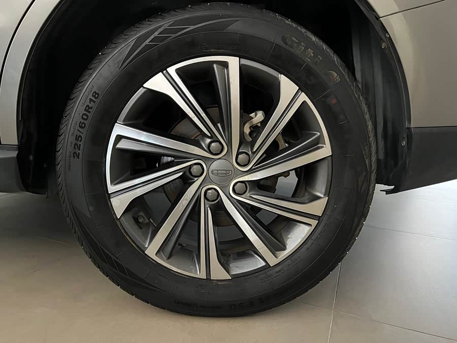 GEELY Vision X6 2020 car image #18