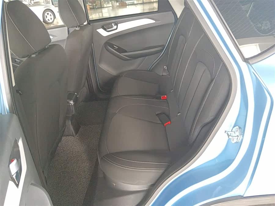 哪吒汽车 哪吒N01 2020 汽车图片 #18