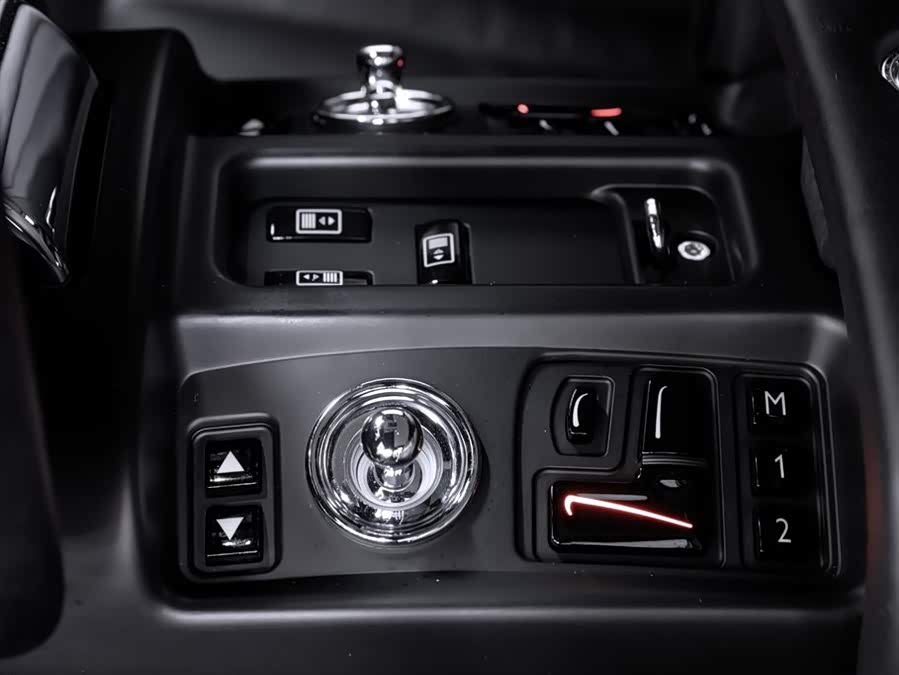 劳斯莱斯 幻影 2018 汽车图片 #18