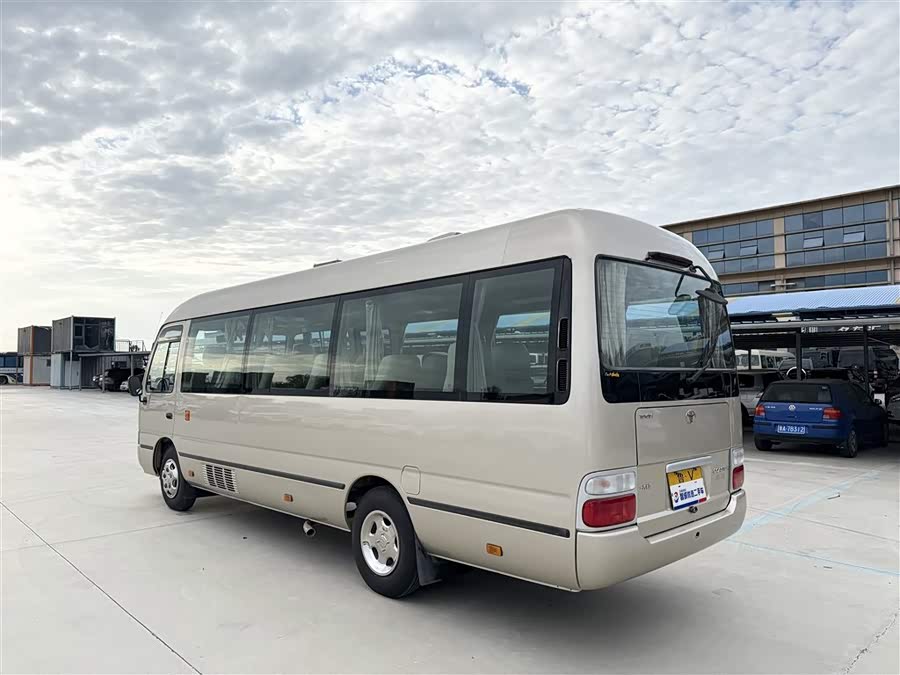 Toyota Coaster 2010 #18 Toyota Coaster 2010 imagen de coche #18