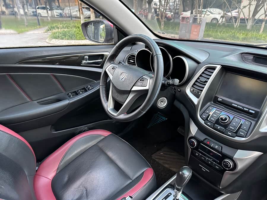 Changan Eado XT 2015 car image #18