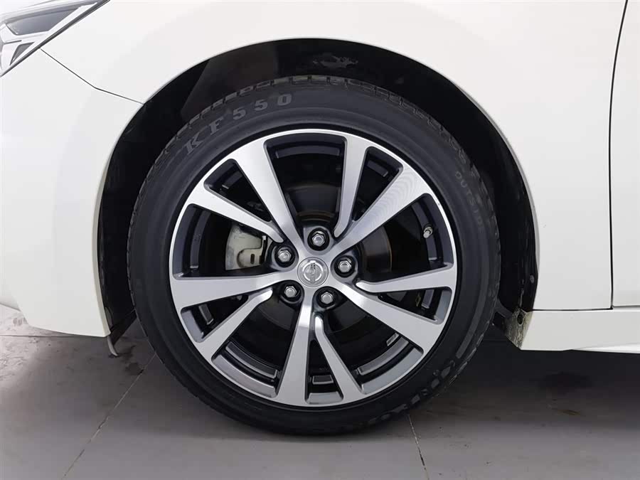 Nissan Maxima 2018 car image #18