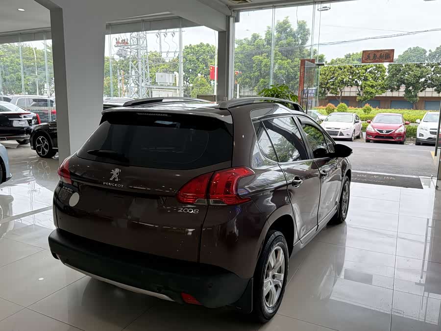 Peugeot 2008 2014 image de voiture #18