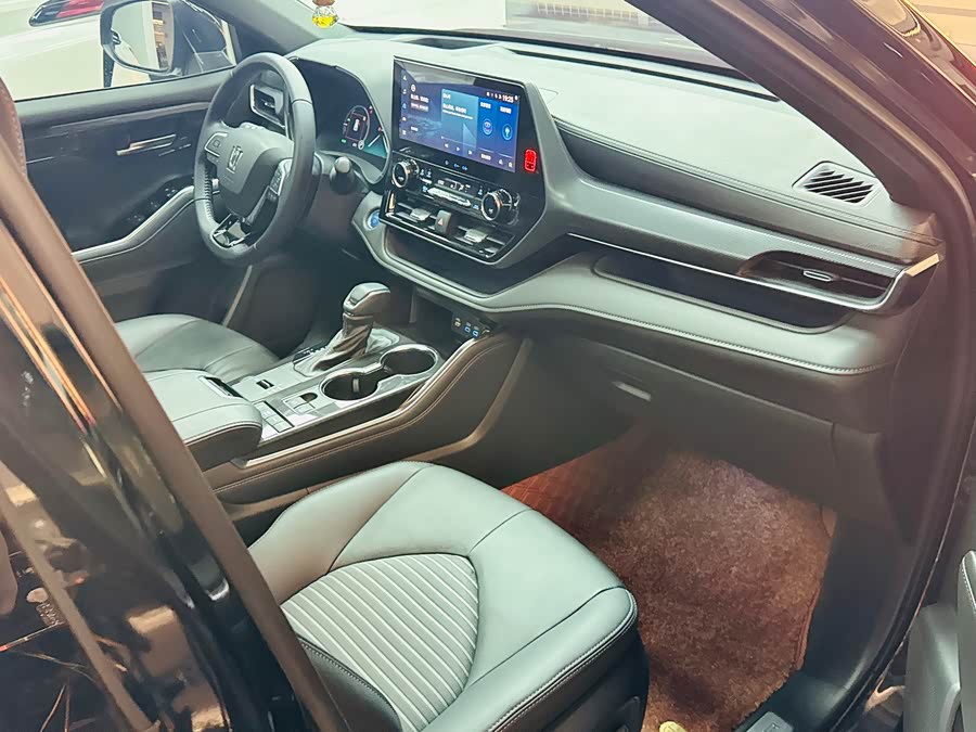 Toyota Crown Kluger 2021 #18 Toyota Crown Kluger 2021 car image #18