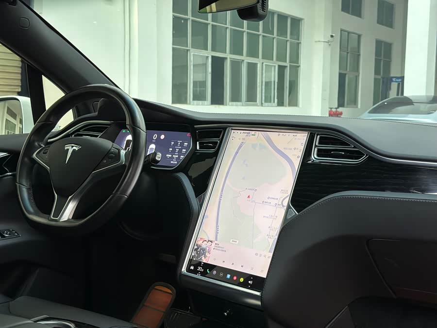 Tesla Model X 2017 #18 Tesla Model X 2017 car image #18