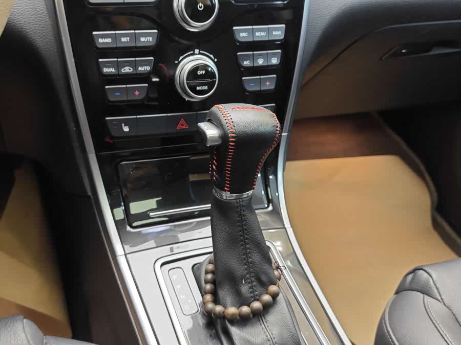 Haval H2 2015 #18 Haval H2 2015 imagen de coche #18