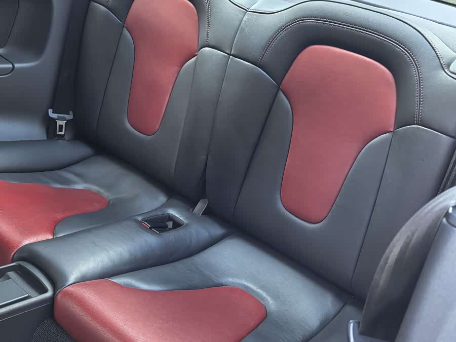 Audi TTS 2013 car image #18