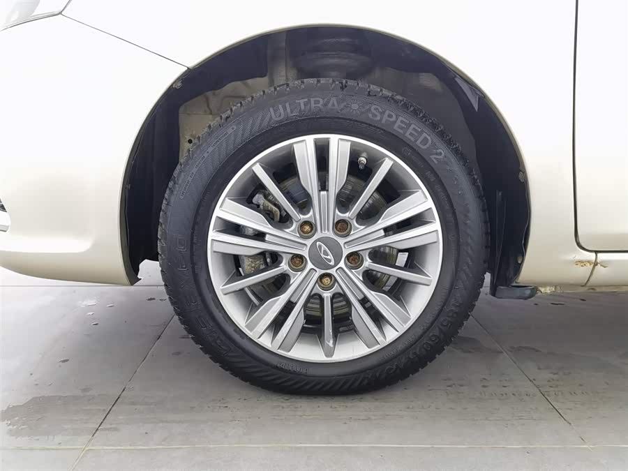 Kaiyi E3 2018 #18 Kaiyi E3 2018 car image #18