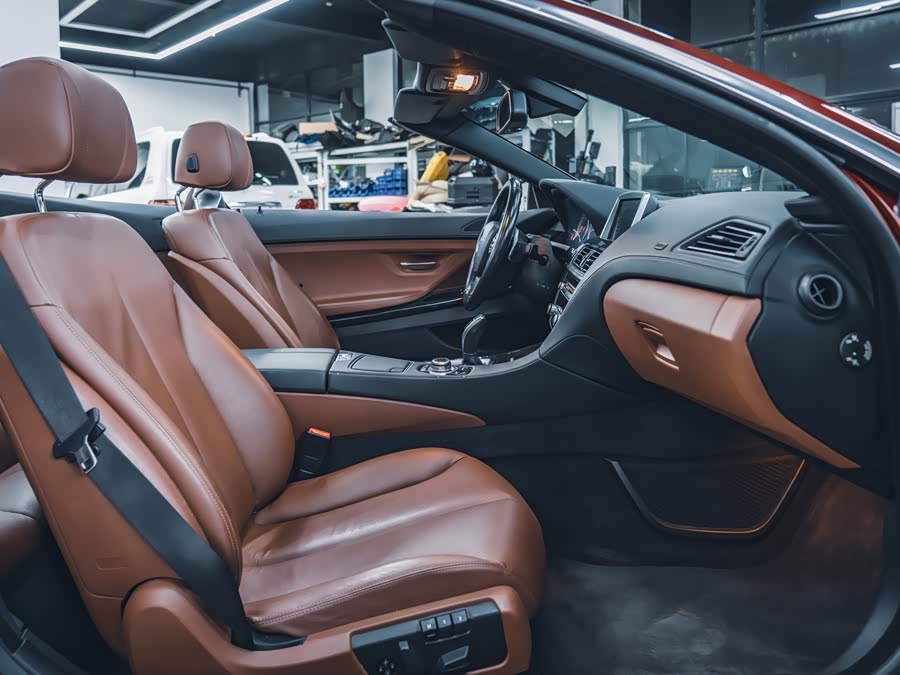 BMW 6 Series 2012 car image #18