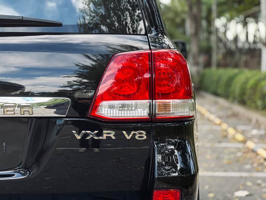 丰田 兰德酷路泽 2010 汽车图片 #18