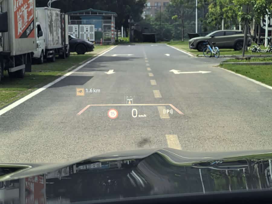 BMW X7 2023 immagine di auto #18