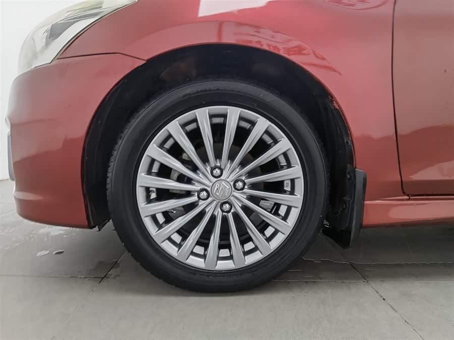 铃木 启悦 2015 汽车图片 #18