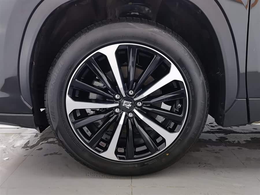 Toyota Crown Kluger 2023 car image #18