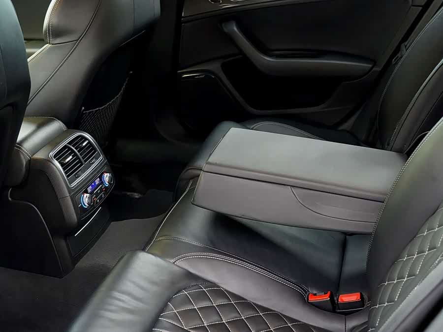 Audi S6 2014 imagem de carro #18