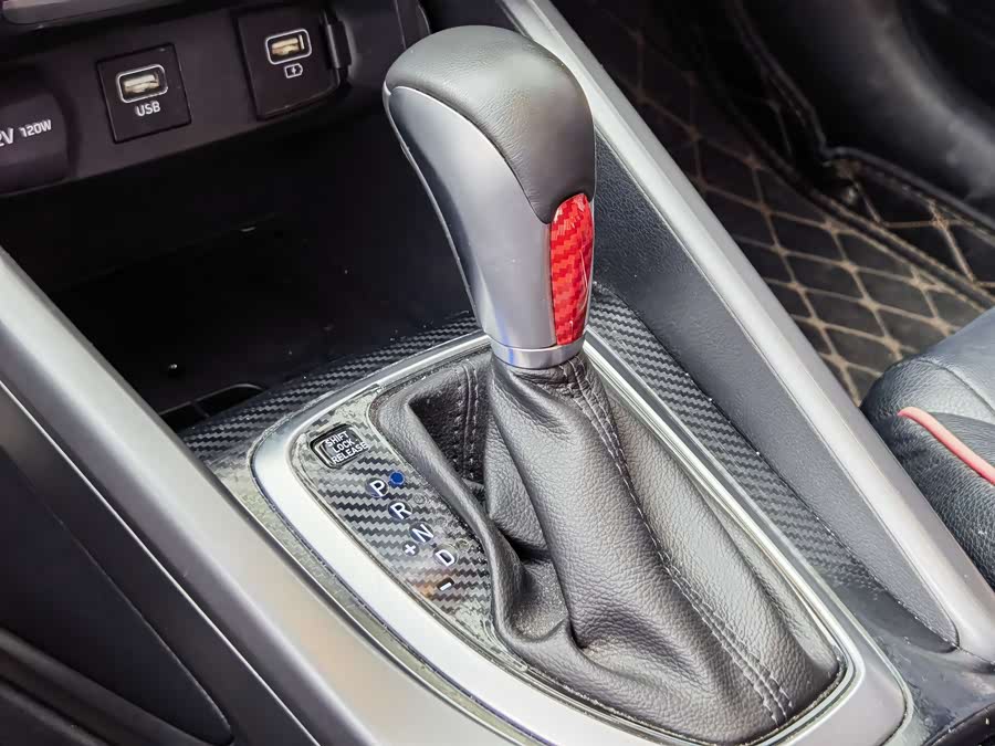 Hyundai Lafesta 2020 car image #18