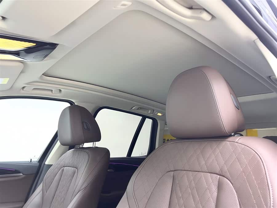 BMW iX3 2024 imagem de carro #18