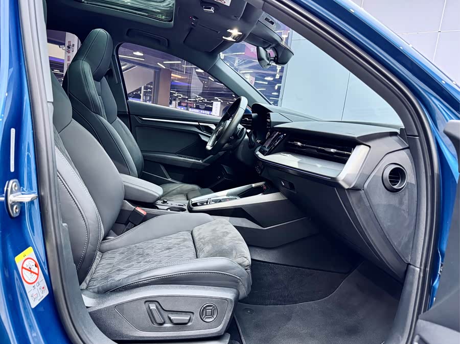 Audi A3 2021 car image #18