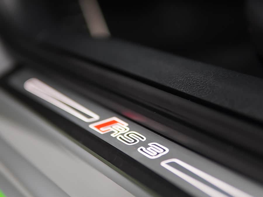 Audi RS 3 2017 car image #18