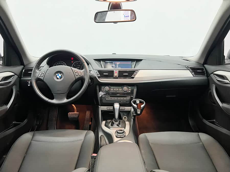 BMW X1 (Imported) 2013 car image #18