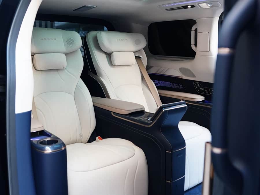 Volkswagen Phideon 2025 immagine di auto #18