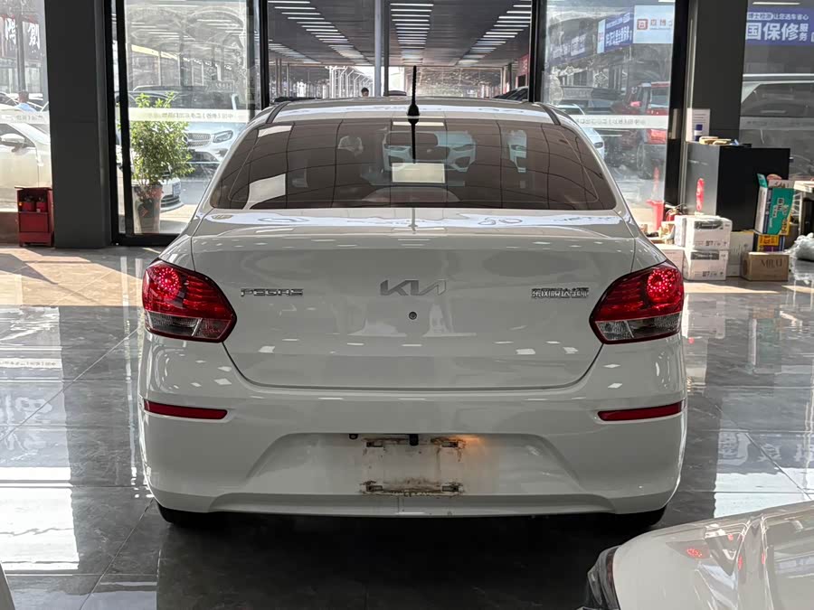 起亚 焕驰 2022 汽车图片 #18