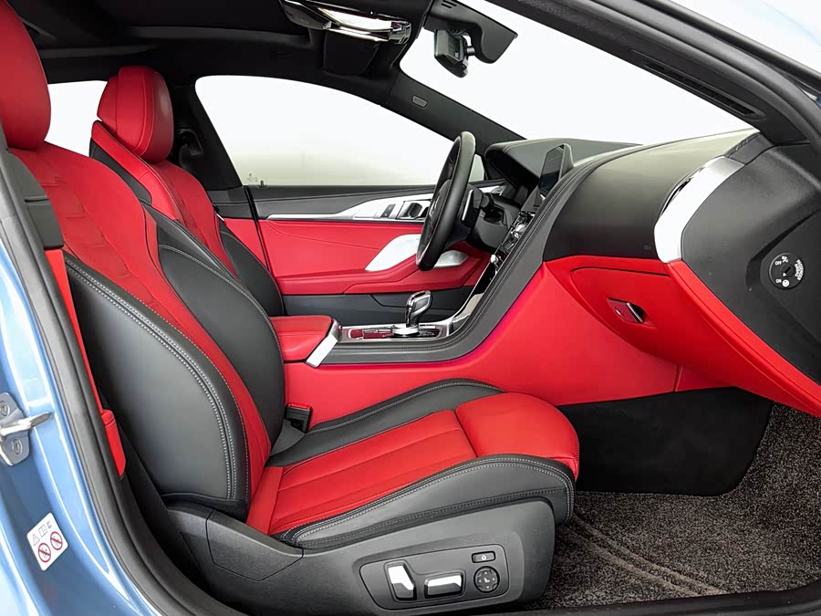 BMW 8 Series 2022 #18 BMW 8 Series 2022 car image #18