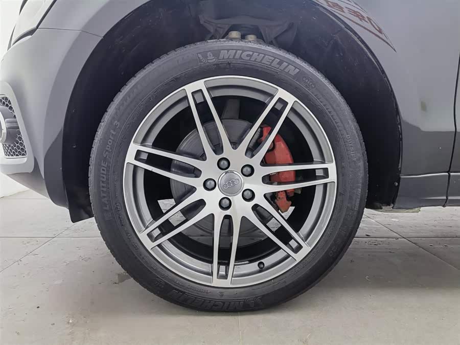 Audi Q5 (Imported) 2011 #18 Audi Q5 (Imported) 2011 car image #18