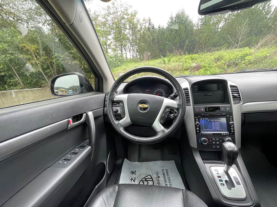 Chevrolet Captiva (Imported) 2010 car image #18