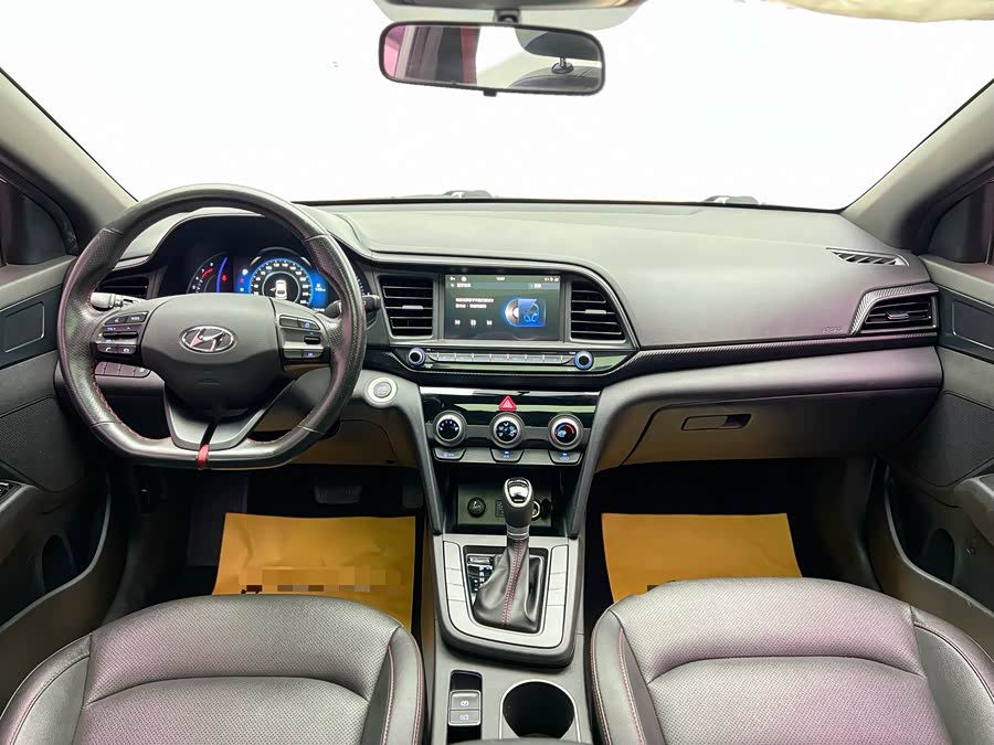 Hyundai C3R 2020 car image #18