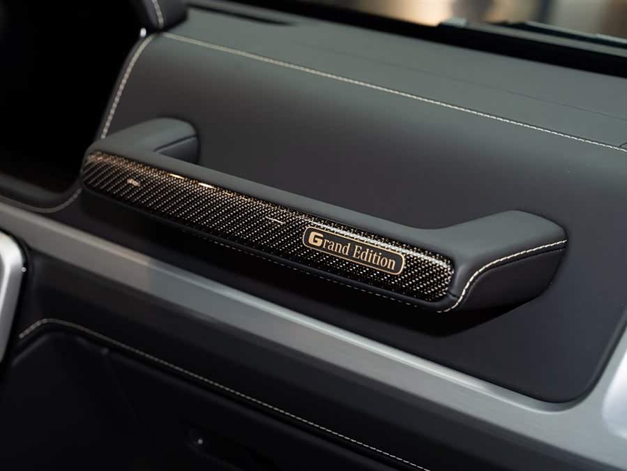 Mercedes-Benz G AMG 2024 صورة سيارة #18