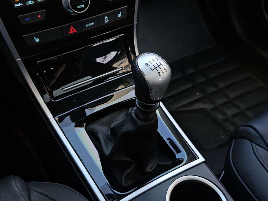 Haval H2 2016 immagine di auto #18