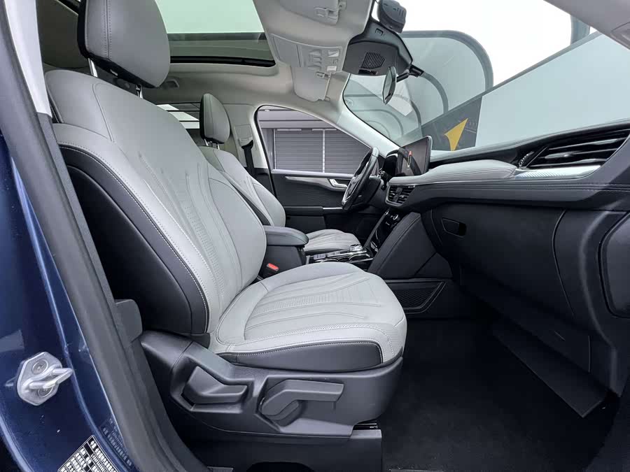 Ford Escape 2021 immagine di auto #18