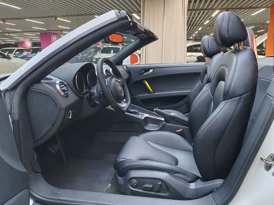 Audi TT 2009 #18 Audi TT 2009 car image #18