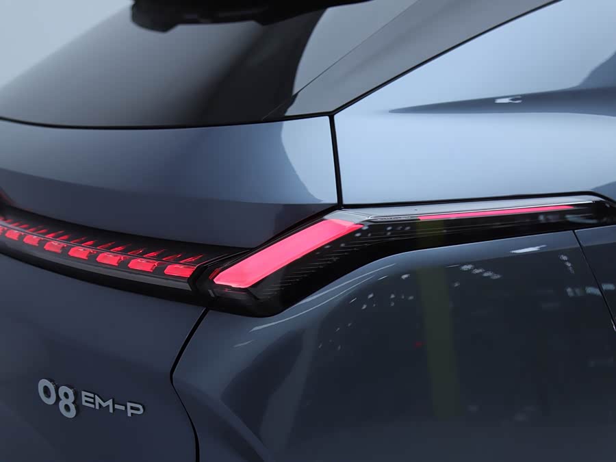 Lynk & Co 08 EM-P 2024 car image #18
