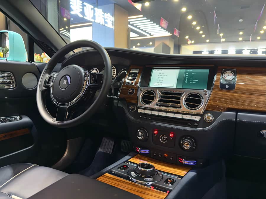 Rolls-Royce Wraith 2015 car image #18