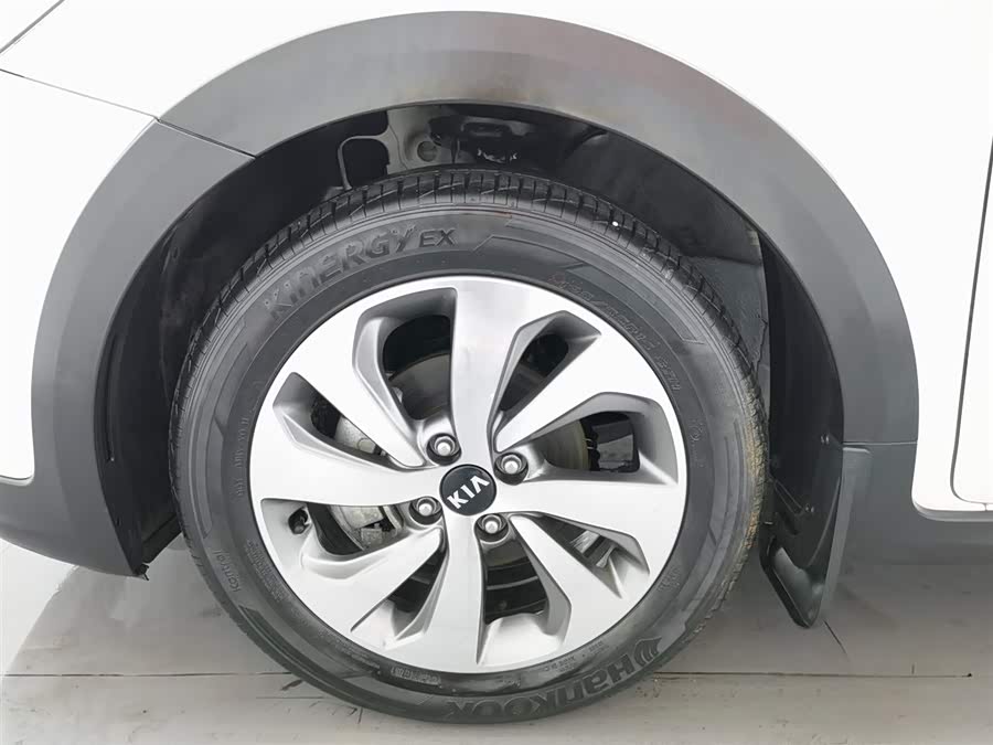 Kia Rio Cross 2019 car image #18